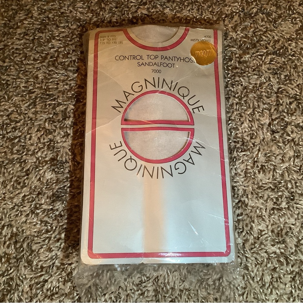 Vintage Magninique control top pantyhose, color misty violet, size: B